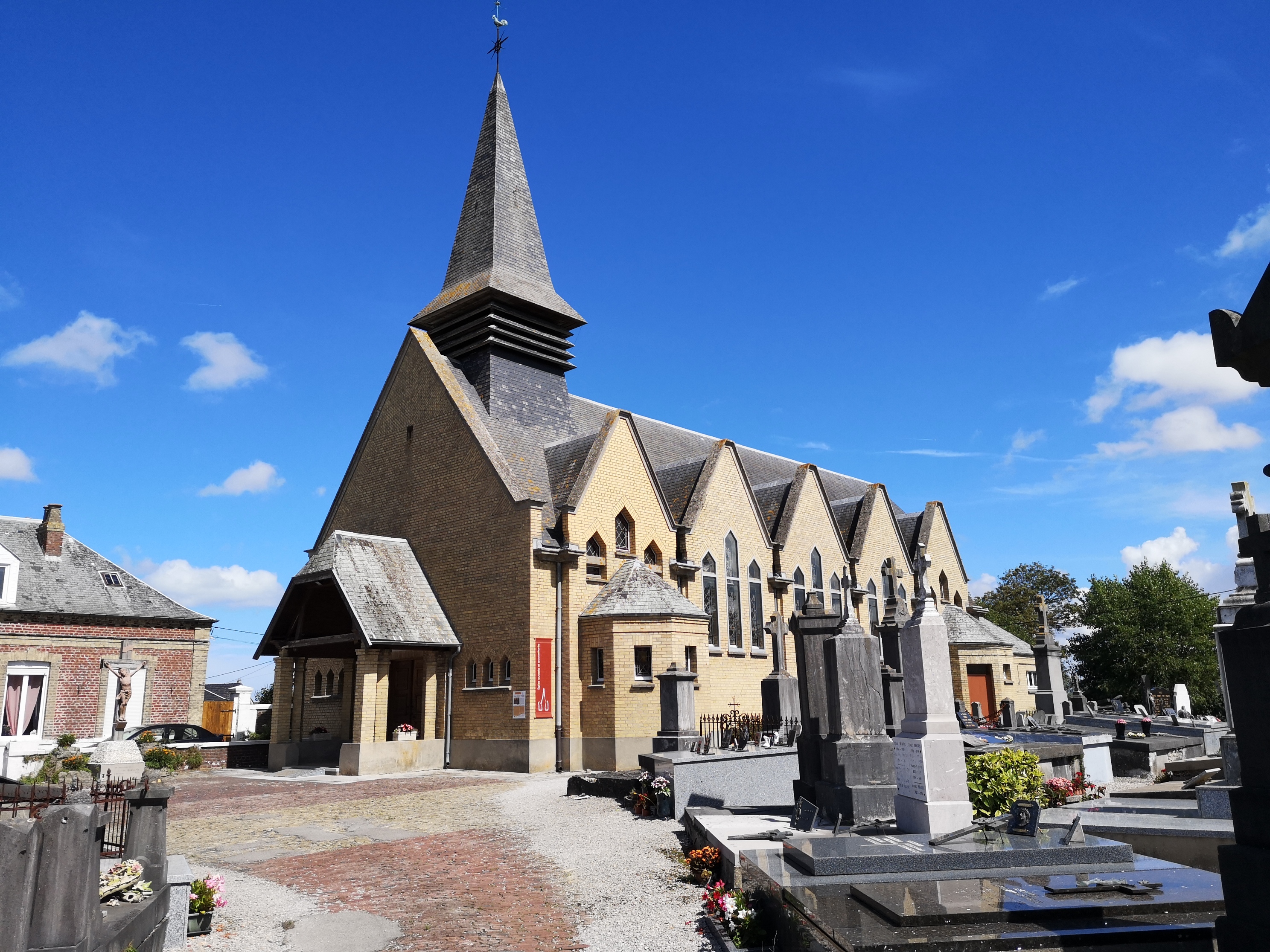 église offekerque.jpg